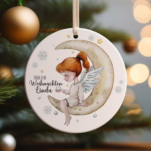 Weihnachtskugel Weihnachtsschmuck Keramik Baumanhänger Fröhliche Weihnachten personalisiert Namen Wunschname Schutzengel Engel auf Mond Baumkugel Geschenk wkp54 ilka parey wandtattoo-welt