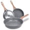 La Moustache - Juego de 3 Sartenes de 20/24/28 cm, Aluminio Fundido con Revestimiento Antiadherente para Todo Tipo de Cocinas, Incluso Inducción, Sin PFOA, Mangos Antiquemadura (Bastei)