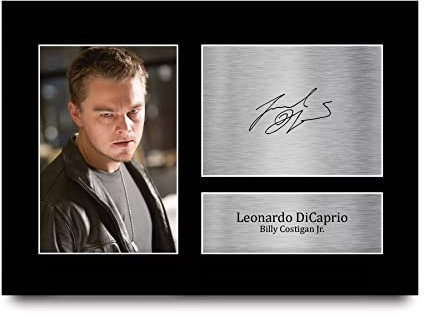 HWC Trading A4 Leonardo DiCaprio The Departed Geschenke Geducktes Signiertes Autogramm Foto für Fans von Film Memorabilien
