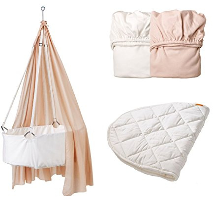 Leander Wiege weiß mit Träumeland Matratze, Deckenhaken, Himmel (Schleier) soft pink, 2 Stück Original-Spannbetttücher soft pink/weiß und Original-Matratzenauflage