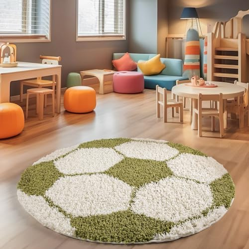 SIMPEX Kinderteppich Rund 100 cm Grün Weiß Weicher Hochflor Spielteppich mit Fußball Motiv Pflegeleicht & rutschfest Ideal für Jungenzimmer & Mädchenzimmer im Jugendstil