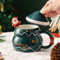 Weihnachtstasse Keramik Tasse mit Deckel, Weihnachtsdeko Weihnachtstassen Kinder, 480ml Tasse Weihnachten Kaffeebecher, Weihnachtsbecher mit Löffel für Weihnachts Geschenk (Weihnachtsbaum B)