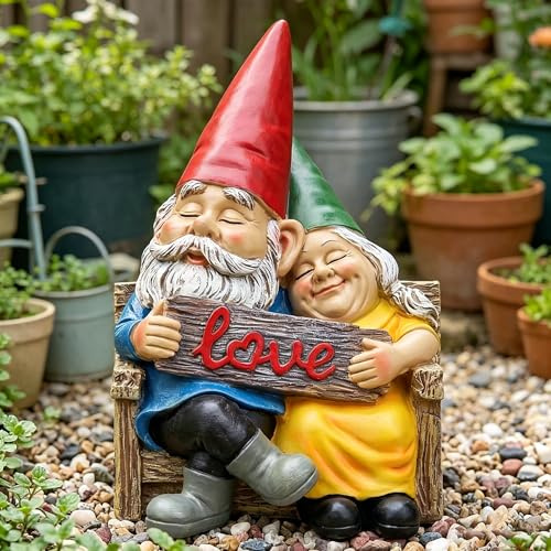 Gxdamxz Gartenzwerge für Außen Lustig, Gartenzwerg Paar auf Bank mit Love Schild, Personalisierter Deko Gartenfiguren & Gartenstatuen aus Kunstharz