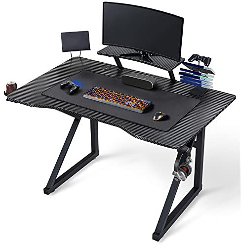 Yaheetech Scrivania Gaming Tavolo da Gaming per Computer PC Ergonomica con Ripiano Rialzato Scherimi Tappetino Ampio Mouse Supporto a Gancio per Cuffie Portabicchiere 111 × 70,5 × 91cm