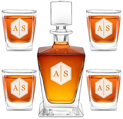 Maverton Engraved Whiskey Set for Couples - Customised Elegant Beverage Set for Wedding - Whiskey Carafe with 4/6 Glasses - Geometric Decanter and Glasses for Pair - for Christmas - Diamond
