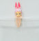 Sonny Angel,Figurita Coleccionable, Muñequito Decorativo,Adorno Adhesivo para Telefonos Moviles, Tablets, Ordenadores, 1 Figura Sorpresa Aleatoria,Angel de de la Suerte,Cereza