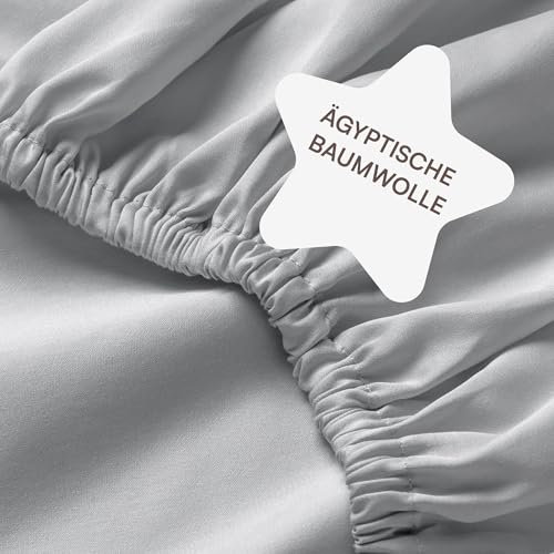 Amqua Drap-Housse en Satin de Coton Mako - 160 x 200 cm - 100% Coton égyptien (certifié) - pour lit à sommier tapissier et lit à Eau ou Matelas jusqu'à 30 cm de Hauteur, Coleur: Gris/Gris Clair