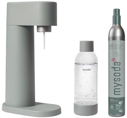 Mysoda: Woody Set - Wassersprudler aus erneuerbarem Holzkomposit Material mit 1L Quick-Lock BPA-frei Plastikflasche und CO2-Zylinder - Salbeigrün (Pigeon)