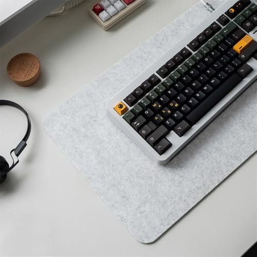 Surwin Tapis de Souris Gamer XXL, Grand sous Main Bureau pour Clavier et Souris, Feutre Mouse Pad pour Gaming avec Bords Surpiqués et Base en Antidérapante (Gris Clair,600x300mm)