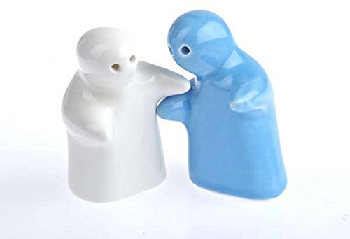 2x Salz- und Pfefferstreuer Pärchen, Umarmende, Liebende, Geister, Gespenster, die wohl süßesten Salzstreuer schöne Handarbeit, bestehend aus 2x Pärchen Salzstreuer Pfefferstreuer (Hellblau)