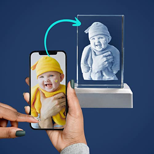 LOOXIS Photo 3D en verre - Votre photo en 3D gravée au laser dans du verre - Cadeau photo (avec socle lumineux standard, S portrait)