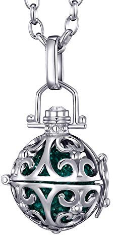 Morella Damen Halskette Edelstahl 70 cm mit Ornament Anhänger und Klangkugel dunkelgrün Ø 16 mm in Schmuckbeutel
