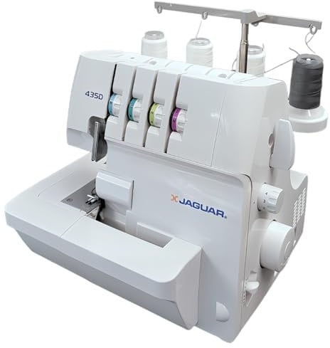 Jaguar 435D Máquina Overlock, 3/4 hilos, enhebrado con código de colores, transporte diferencial, cortahilos automático, brazo libre, blanco.