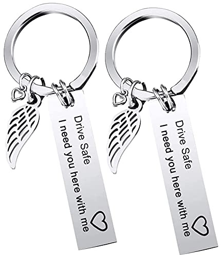Drive Safe Schlüsselanhänger - Fahr Vorsichtig, Ich brauch Dich Hier bei Mir | Drive Safe I Need You Here with Me | Geschenk zum Neuen Auto Schlüsselanhänger Männer/Mann 2pcs, Geburtstagsgeschenk