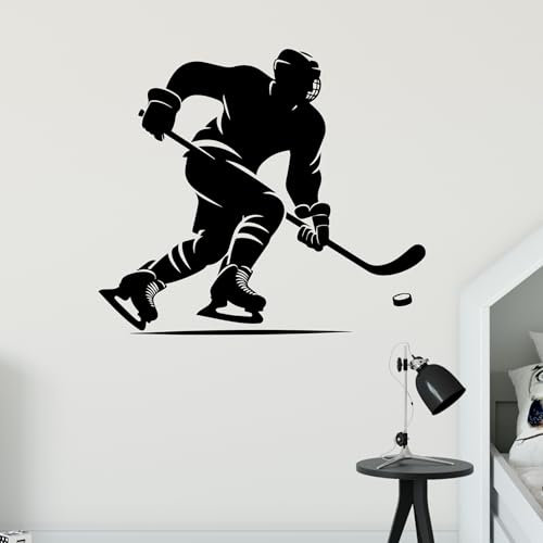 GRAZDesign Wandtattoo Eishockey Spieler mit Puck für Kinderzimmer, Sporthalle, Wohnzimmer - Wandaufkleber selbstklebend - 34x30cm / dunkelgrau