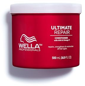 Wella Professionals Ultimate Repair tiefenwirksamer Conditioner – reparierende Haarspülung mit AHA und Omega 9 – feuchtigkeitsspendende Spülung für strapaziertes Haar – 500 ml