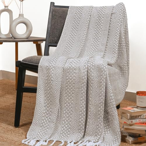 RAJRANG BRINGING RAJASTHAN TO YOU Boho-Baumwoll-Überwurfdecke – 127 x 152 cm – rustikale Sofaüberwürfe für Wohnzimmer-Dekoration, Federgrau