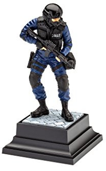 Revell Modellbausatz 02805 Swat Officer, Figur als Bausatz im Maßstab 1: 16, Level 3, Originalgetreue Nachbildung mit vielen Details
