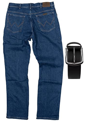 Regular Fit Wrangler Stretch Herren Jeans inkl. Texas Gürtel (Darkstone, W36/L32)