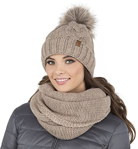 VIVISENCE Trendiger Damen Winter Set Aus Bommelmütze Und Loop-Schal Aus Wärmendem Garn Mit Innenfutter Aus Vlies Perfekte Passform Für Kalte Wintertage Modisches Design, Beige,Einheitsgröße