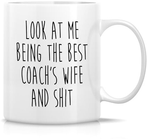 Taza divertida para esposa de entrenador, el mejor regalo para esposa de entrenador, taza de café o té de cerámica de 11 onzas, regalo humorístico para esposas de entrenadores, partidarios del equipo,