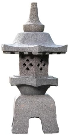 IDYL Lavastein Stein Laterne Yukimi Gata | Höhe 55 cm |frostfest |Asiatische Gartendeko | massives Naturprodukt | Handarbeit |Wintergarten | Steinlaterne