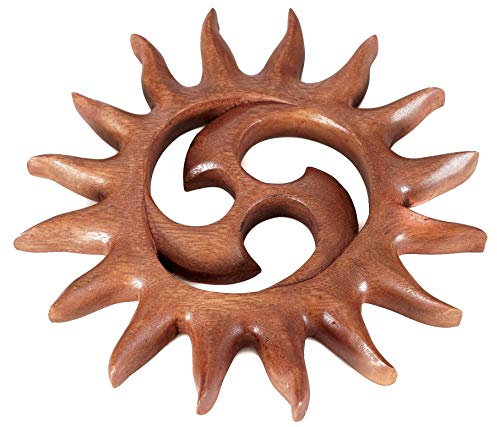 Windalf Sonnen Holzbild ALINA Ø 21.5 cm Kleine Kelten Triskele Glyckssymbol Wandrelief Handarbeit aus Holz
