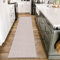 HomebyHome Kurzflor Teppich Läufer Flur 60 x 110 cm Creme - Waschbarer Teppich für Schlafzimmer, Wohnzimmer und Ideal als Küchenteppich - Flauschiger Teppich Extra Weich, Einfarbig, rutschfest, Klein