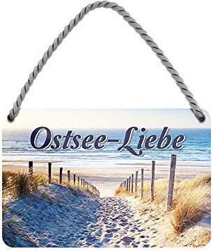 Ostsee Liebe - Metallschild mit Kordel und Saugnapf - Retro Deko Hängeschild - Wanddeko Türdeko für Schreibtisch Büro Werkstatt Küche Partykeller - Geschenk Souvenir Andenken - 18x12cm