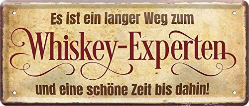 WOGEKA ART Retro Blechschild - Ein langer Weg zum Whiskey-Experten - witziger Spruch als Geschenk-Idee zum Geburtstag Weihnachten Dekoration 28x12 cm Vintage-Design Metall 1246