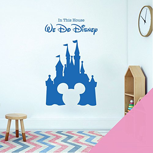 Disney inspirierter Wandsticker für Kinderzimmer – We Do Disney – Schloss Mickey Maus [Rosa]