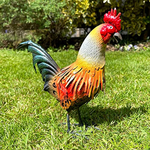 Darthome Metal Rooster Garden Ornament 23x26x8cm Small Farmyard Bird Hand Crafted Painted Sculpture