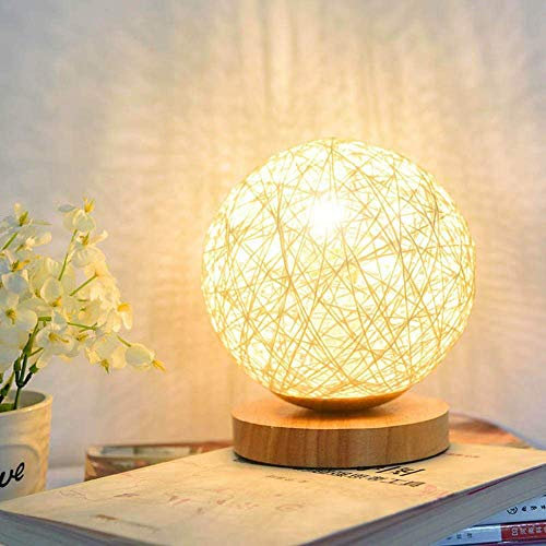 Fantasee Lampe de table LED en forme de boule de rotin alimentée par USB Cadeau d'anniversaire créatif pour chambre à coucher, maison ou salle de bibliothèque Diamètre 15 cm Intensité variable Beige