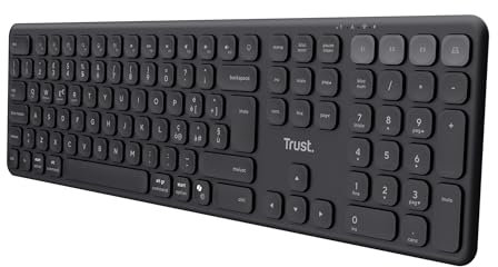 Trust Vaiya Tastiera Wireless Bluetooth + 2.4 GHz Layout Italiano QWERTY, Tastiera Senza Filo con Tastierino Numerico, Batteria Ricaricabile, 55% Plastica Riciclata, Windows iOS macOS Android, Nero