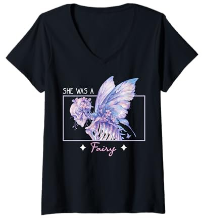 Femme She Was A Fairy Squelette drôle Y2K Pastel Gothic Lovers T-Shirt avec Col en V
