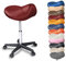 Sattelhocker mit Rollen Sattelstuhl ergonomisch - Rollhocker Drehhocker Arbeitshocker Bürostuhl mit Sattelsitz - Hocker höhenverstellbar in vielen Farben - vorbeugend gegen Rückenschmerzen (Burgund)