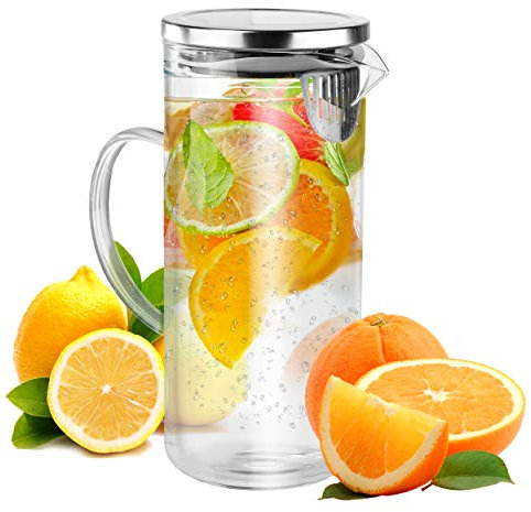 Kühlschrankkrug Glaskaraffe ca. 1,3 L mit Deckel Ausgießer und Sieb - Wasserkrug Saftkaraffe hitzebeständig transparent Ø ca. 10cm ca. 22cm hoch - Behälter Krug Karaffe für alle Getränke