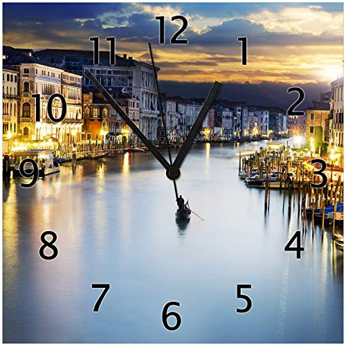 Wallario Design-Wanduhr Canal Grande in Venedig am Abend mit untergehender Sonne aus Glas, Motiv-Uhr Größe 30 x 30 cm, Schwarze Zeiger