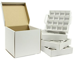 Weihnachtskugelsortierbox - viele Weihnachtskugeln in kleiner Box verstaut (weiß, 64 x 6 cm)