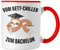Trendation - Bachelor Geschenk Abschluss Spruch Tasse Master Graduation Bestanden Prüfung Vom Bett-Chiller zum Bachelor (Rot)