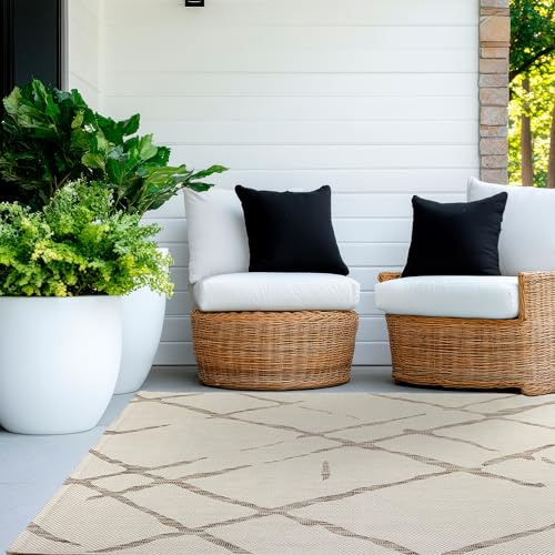Astra Moderner Outdoor Teppich wetterfest - Besonderes Flachgewebe für Außen und Innen - Einzigartige Designs - Robuster Teppich Striche beige, 120 x 170 cm