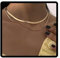 Collana con catena a forma di osso di serpente piatto quadrato Carufin Collana girocollo con temperamento a strati in oro Gioielli regolabili per donne e ragazze (Collana a 2 strati)