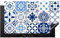 KitchenYeah© Protezione Piano Cottura Tappetino per Induzione 90x52 cm Cucina Proteggi Coprifornello Antiscivolo Mosaico - Blu - Motivo - Bianco