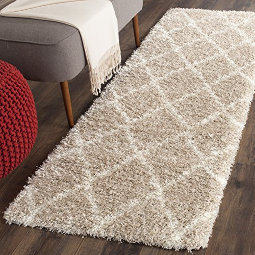 SAFAVIEH Montreal Shag Collection Runner Rug - 2'3 x 7', Beige & Ivory, Trellis Design, Non-Shedding & Easy Care, 2-inch Thick Ideal for High Traffic Areas in Living Room, Bedroom (SGM831C)