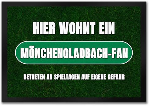 speecheese Hier wohnt EIN Mönchengladbach-Fan Fußmatte in 35x50 cm mit Rasenmotiv Sportfan Mönchengladbach Sport Deutschland Kult