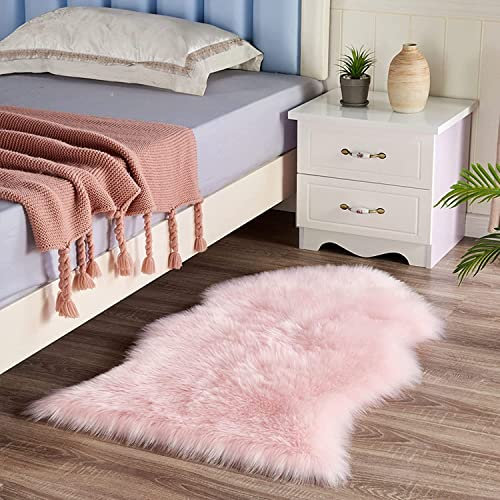HEQUN Lammfell-Teppich Kunstfell Schaffell Imitat | Wohnzimmer Teppiche Flauschig Lange Haare Fell Optik Gemütliches Schaffell Bettvorleger Sofa Matte (Rosa, 75 x 120 cm- Fellform)