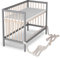 Sämann Baby Beistellbett 60x120 cm mit Premium Matratze Air - nutzbar von 0 bis 4 Jahre - umbaubar zum Babybett - Gurtsystem & höhenverstellbar - grau/Natur (mit Cloud Air Matratze, grau/Natur)