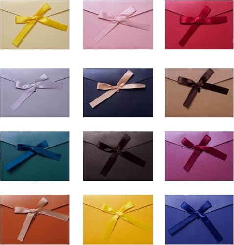 Plstod 12 Stück Mini Briefumschläge mit Band – Buntes Kraftpapier, 17.5 x 12.4 cm, Geschenkumschläge mit Bindfaden, für Party, Hochzeit, Geldgeschenke & Dankeskarten