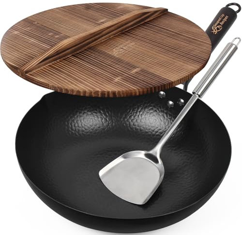 Souped Up Recipes Wok en acier carbone de 34 cm pour cuisinières électriques, à induction et à gaz (couvercle, spatule et guide d'utilisation vidéo inclus)