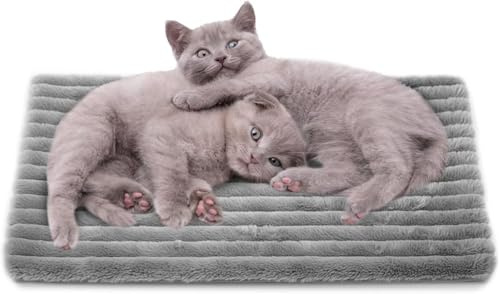 NWK Fluffy Self Warming Cat Mat, Heated Cat Blanket, Thermal Dog Mat, Washable, Non-Slip Bottom for Sofa & Crate & Kennel & Car Seat (Misty Grey, Medium (68cm X 47.5cm X 1.8cm))